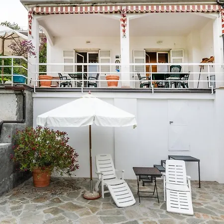 Lejlighed Seafront In Liguria Noli